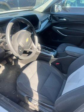 Summit White 2024 Chevrolet Trax LS
