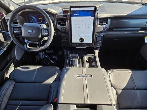 2025 Ford F-150 Lightning Platinum