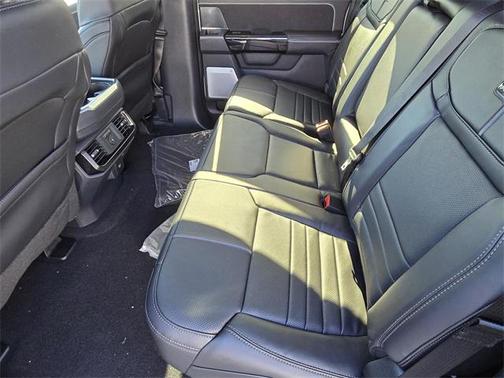 2025 Ford F-150 Lightning Platinum