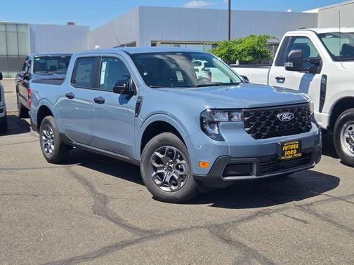 Azure Gray Metallic Tri-Coat 2026 Ford Maverick XLT