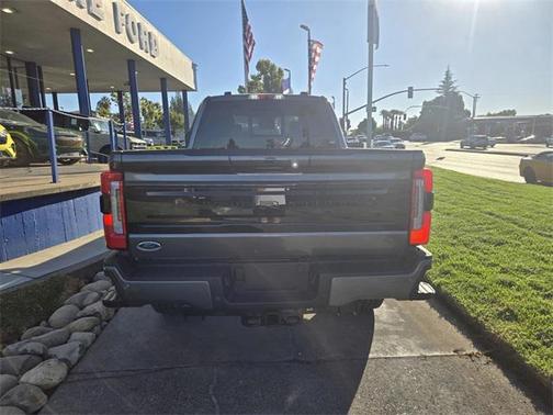 2026 Ford F-250 Platinum