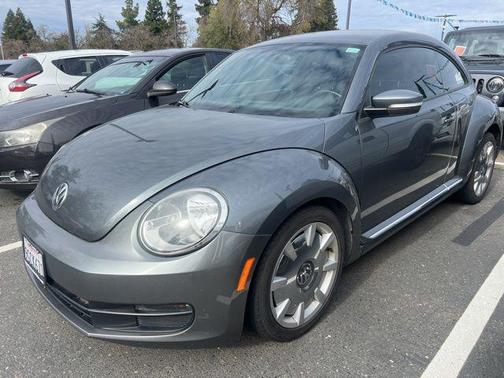 2012 Volkswagen Beetle 2.5L