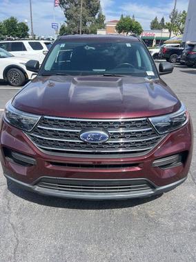 Burgundy Velvet Tinted Clearcoat 2022 Ford Explorer XLT