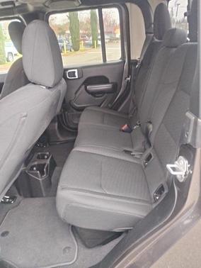 2021 Jeep Gladiator Sport S