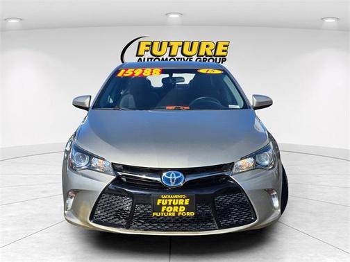 2015 Toyota Camry Hybrid SE