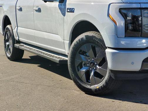 Space White Metallic 2025 Ford F-150 Lightning Flash