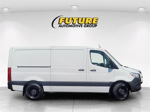 2023 Mercedes-Benz Sprinter 1500 Standard Roof 4-Cyl Gas