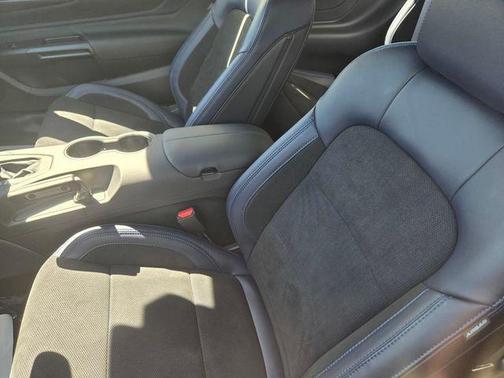 2025 Ford Mustang Dark Horse Fastback