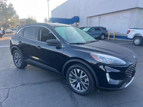 2020 Ford Escape Titanium