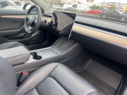 Midnight Silver Metallic 2023 Tesla Model 3 Standard Range