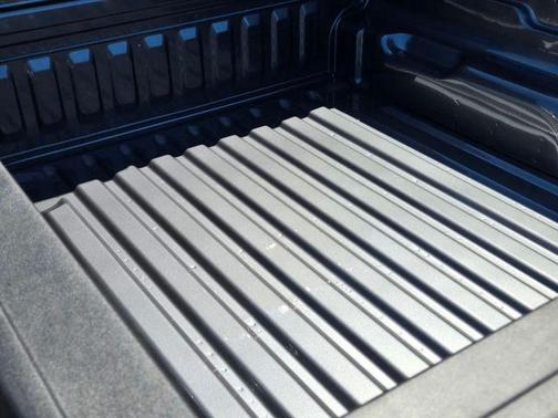 Carbonized Gray Metallic 2026 Ford Maverick XL
