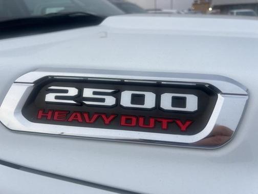 2023 RAM 2500 Laramie Crew Cab 4x4 6'4' Box