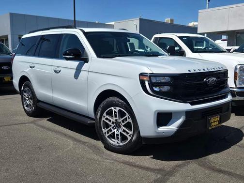 Space Silver Metallic 2026 Ford Expedition Active