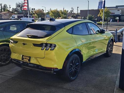 2025 Ford Mustang Mach-E Premium