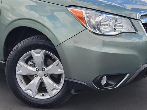 Jasmine Green Metallic 2016 Subaru Forester 2.5i