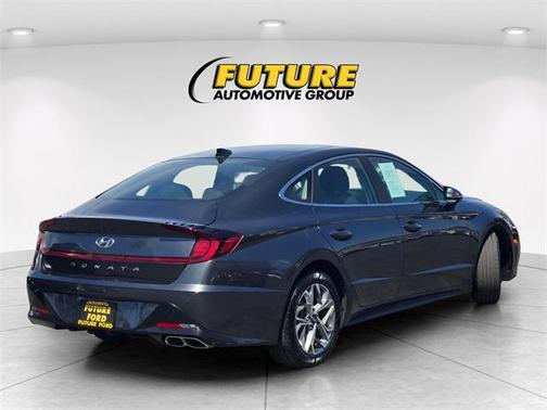 2022 Hyundai SONATA SEL