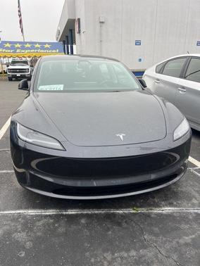 2025 Tesla Model 3 Long Range