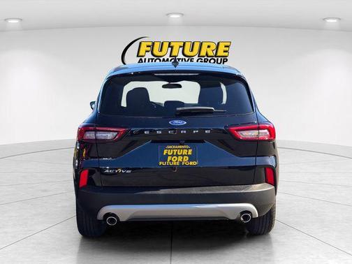 Agate Black Metallic 2025 Ford Escape Active