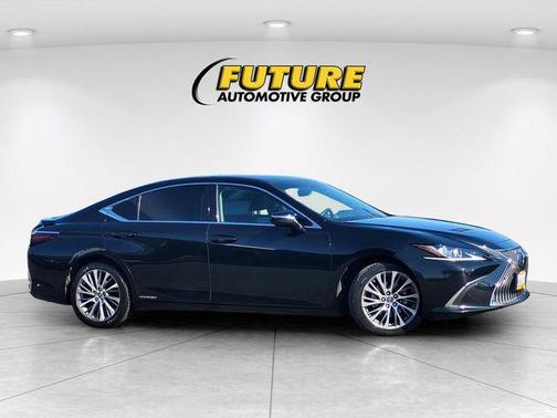 Caviar 2021 Lexus ES 300h Premium