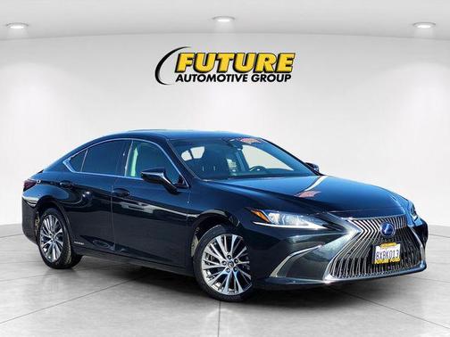 Caviar 2021 Lexus ES 300h Premium