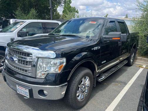 Tuxedo Black Metallic 2013 Ford F-150 XLT