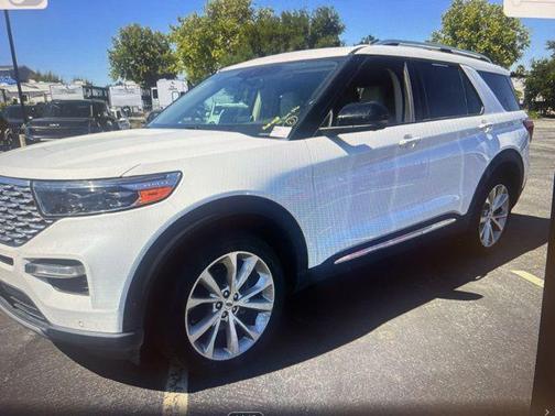 Star White Metallic Tri-Coat 2021 Ford Explorer Platinum