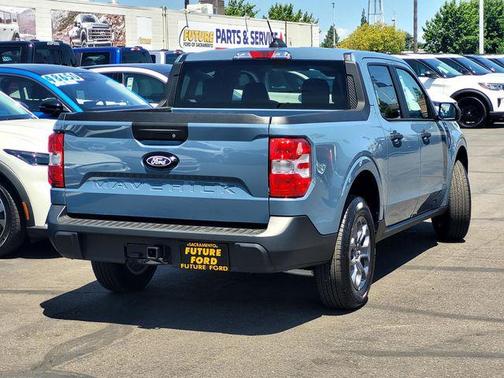 Azure Gray Metallic Tri-Coat 2026 Ford Maverick XLT