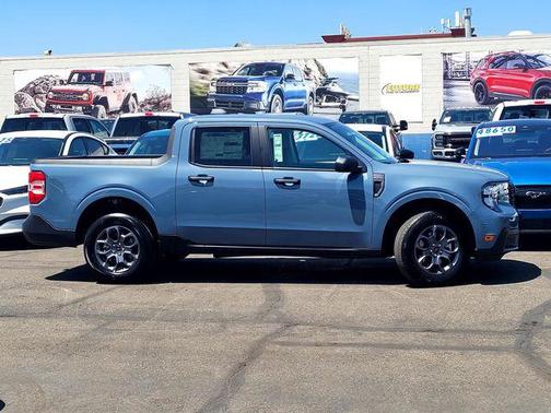 Azure Gray Metallic Tri-Coat 2026 Ford Maverick XLT