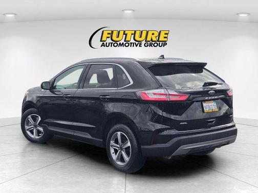 Agate Black Metallic 2022 Ford Edge SEL