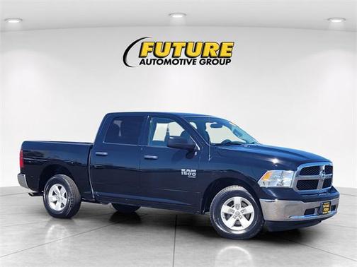 2022 RAM 1500 Classic SLT