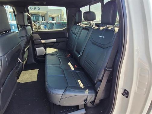 2025 Ford F-250 Platinum