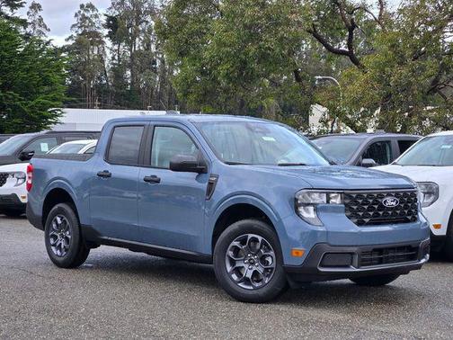 Azure Gray Metallic Tri-Coat 2026 Ford Maverick XLT