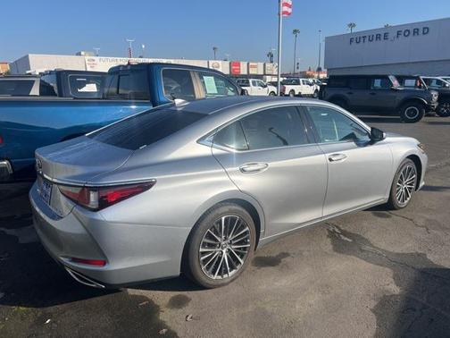 2022 Lexus ES 350 Premium