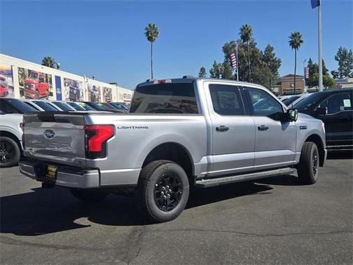 2025 Ford F-150 Lightning XLT
