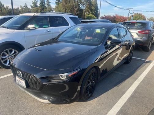 2022 Mazda Mazda3 FWD w/Premium Package