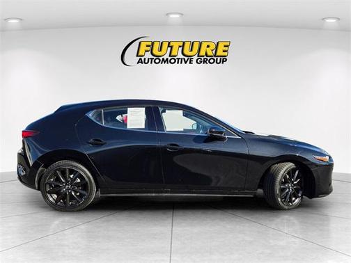 2022 Mazda Mazda3 FWD w/Premium Package