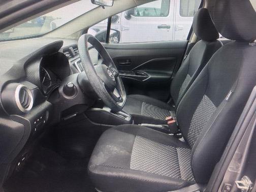 2023 Nissan Versa 1.6 S