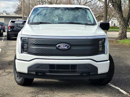 2025 Ford F-150 Lightning XLT