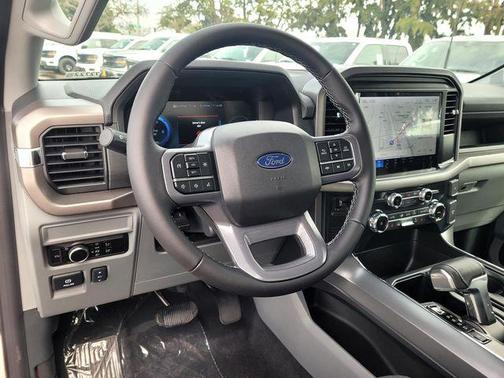 2025 Ford F-150 Lightning XLT