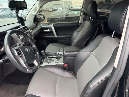 2017 Toyota 4Runner SR5 Premium