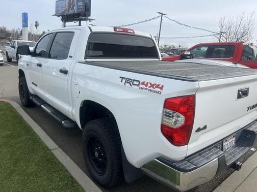2016 Toyota Tundra SR5