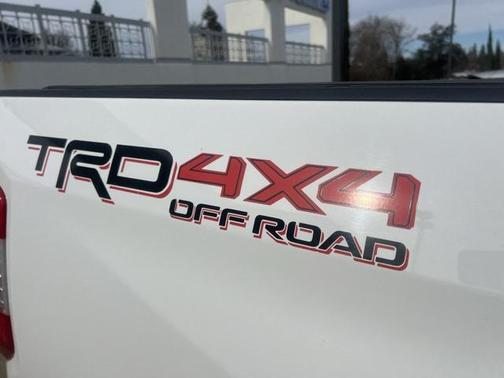 2016 Toyota Tundra SR5