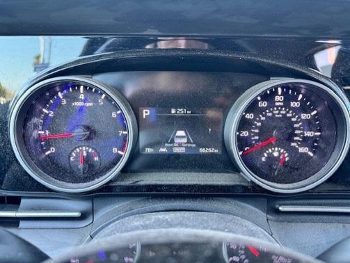 2022 Kia Carnival EX