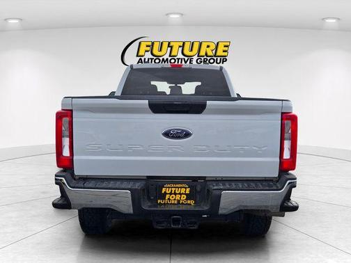 2024 Ford F-350 XLT