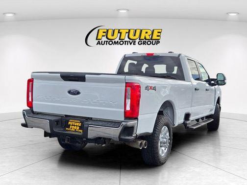 2024 Ford F-350 XLT