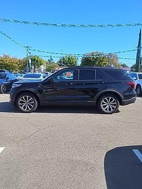 2023 Ford Explorer ST-Line