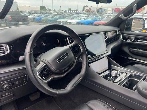 2024 Jeep Grand Wagoneer L Series II 4x4