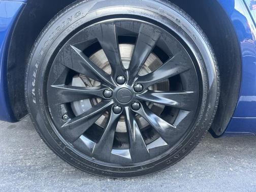 2017 Tesla Model S 75D