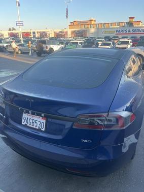 2017 Tesla Model S 75D