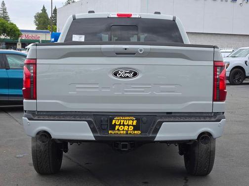 Avalanche 2026 Ford F-150 XLT